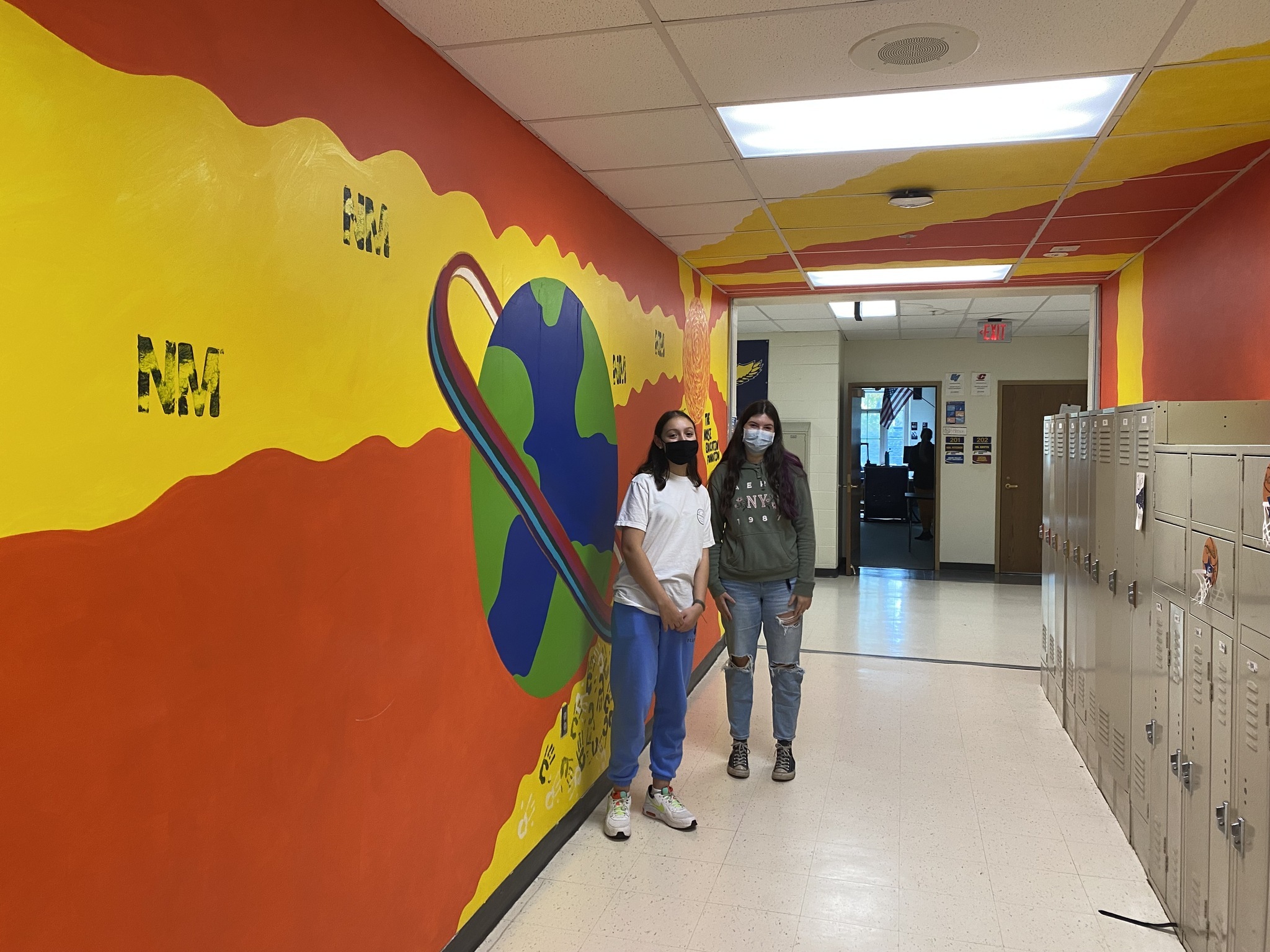 National Art Honor Society created an inspirational mural in the Middle School